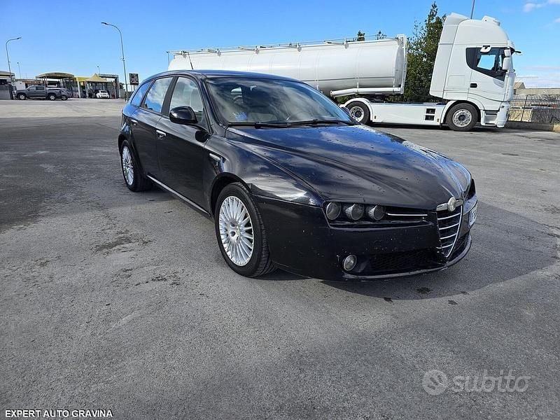Second-hand Alfa Romeo 159 150 CP (110 kW) 2008 Negru Break