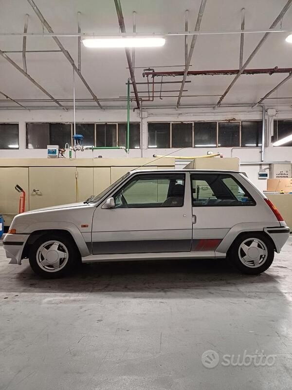 Usata Renault R5 116 CV (85 kW) 1985 Grigio Utilitaria
