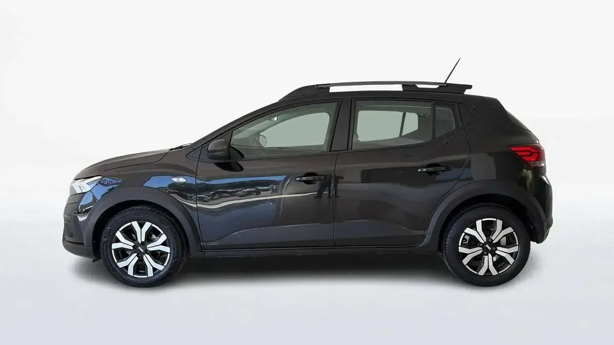 Usata Dacia Sandero Comfort 101 CV (74 kW) 2023 Nero Berlina