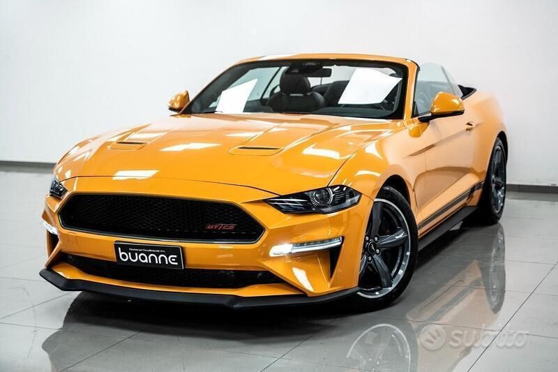 Usata Ford Mustang GT Convertible 450 CV (330 kW) 2023 Dallas orange perlato metall Cabrio