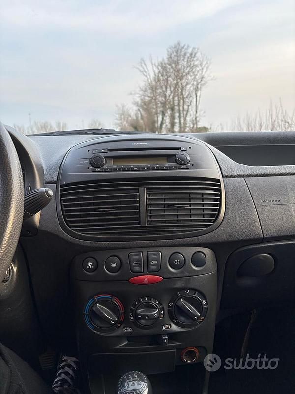 Usata Fiat Punto 2005 Grigio Utilitaria