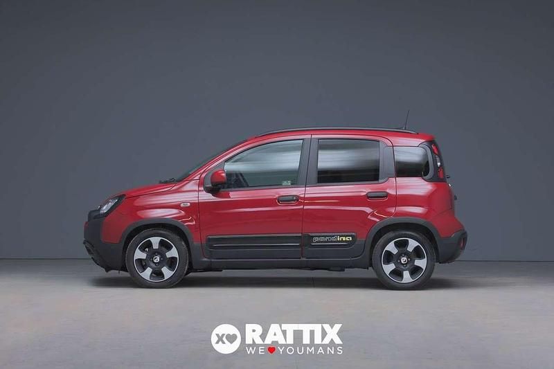 Usata Fiat Panda Cross Cross 70 CV (51 kW) 2025 Rosso passione pastello Utilitaria
