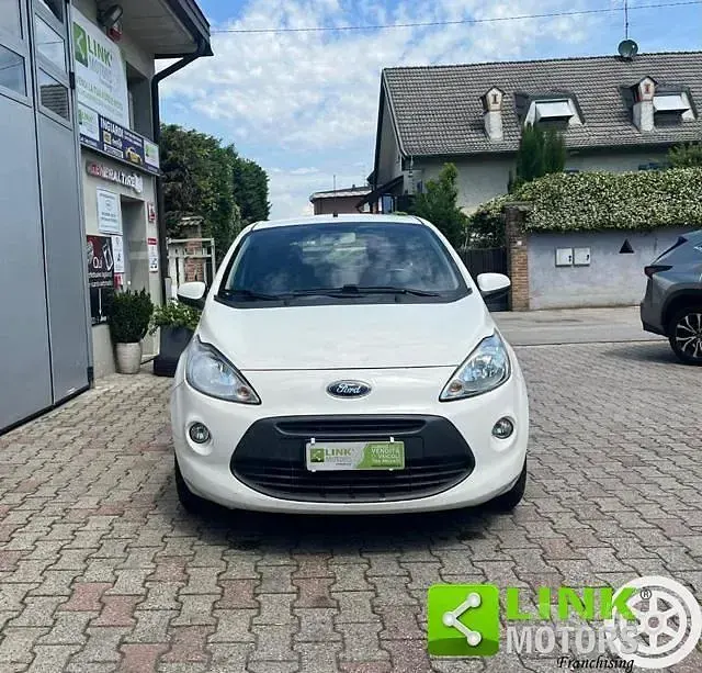 Usata Ford Ka Plus 69 CV (50 kW) 2014 Bianco Utilitaria