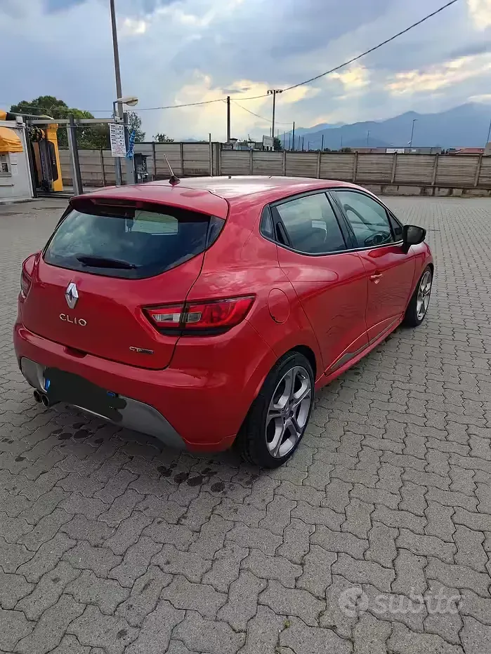 Usata Renault Clio GT GT 120 CV (88 kW) 2014 Rosso Utilitaria