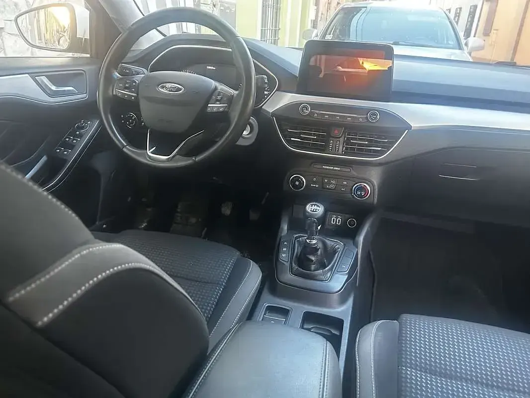 Usata Ford Focus 125 CV (91 kW) 2021 Bianco Station wagon
