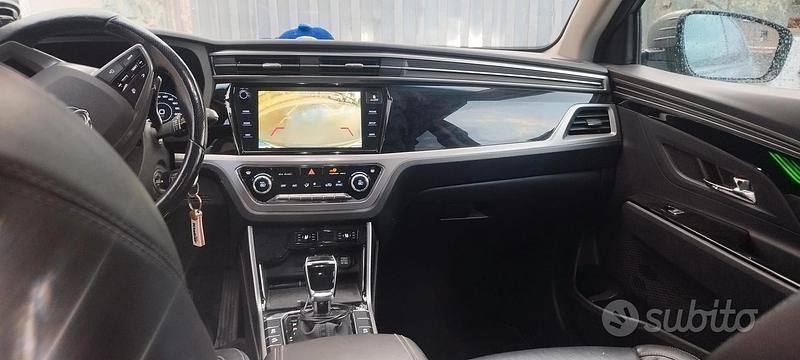 Usata Ssangyong (KGM) Korando 136 CV (100 kW) 2020 Grigio Station wagon