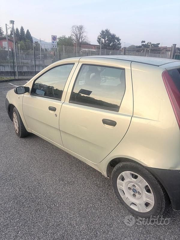 Usata Fiat Punto 2003 Verde Utilitaria
