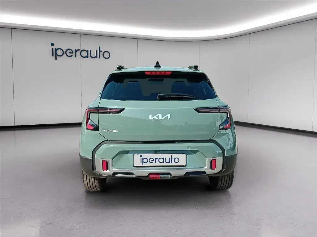 Usata Kia Stonic Style 116 CV (85 kW) 2025 Verde SUV