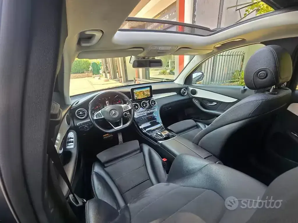 Usata Mercedes GLC220 Premium 170 CV (125 kW) 2019 Grigio SUV