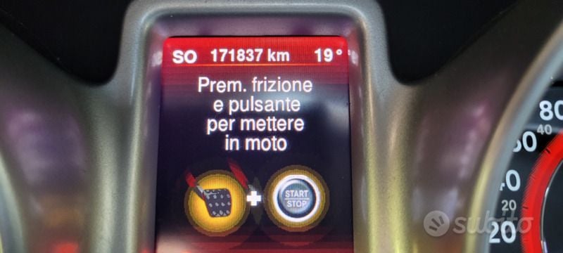Usata Fiat Freemont Lounge 170 CV (125 kW) 2013 Blu SUV