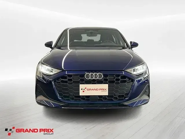 Usata Audi A3 Business 116 CV (85 kW) 2025 Blu Berlina