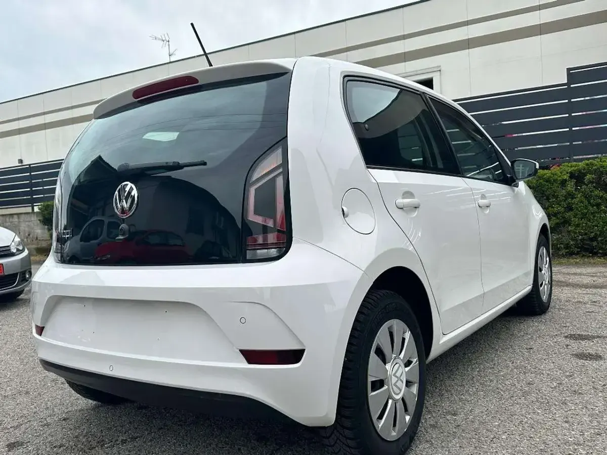 Usata VW up! move up! 60 CV (44 kW) 2017 Bianco Utilitaria