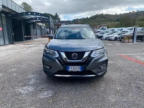 Usata Nissan X-Trail Tekna 150 CV (110 kW) 2019 Grigio SUV