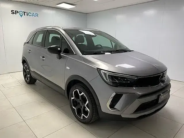 Usata Opel Crossland Elegance 110 CV (80 kW) 2021 SUV