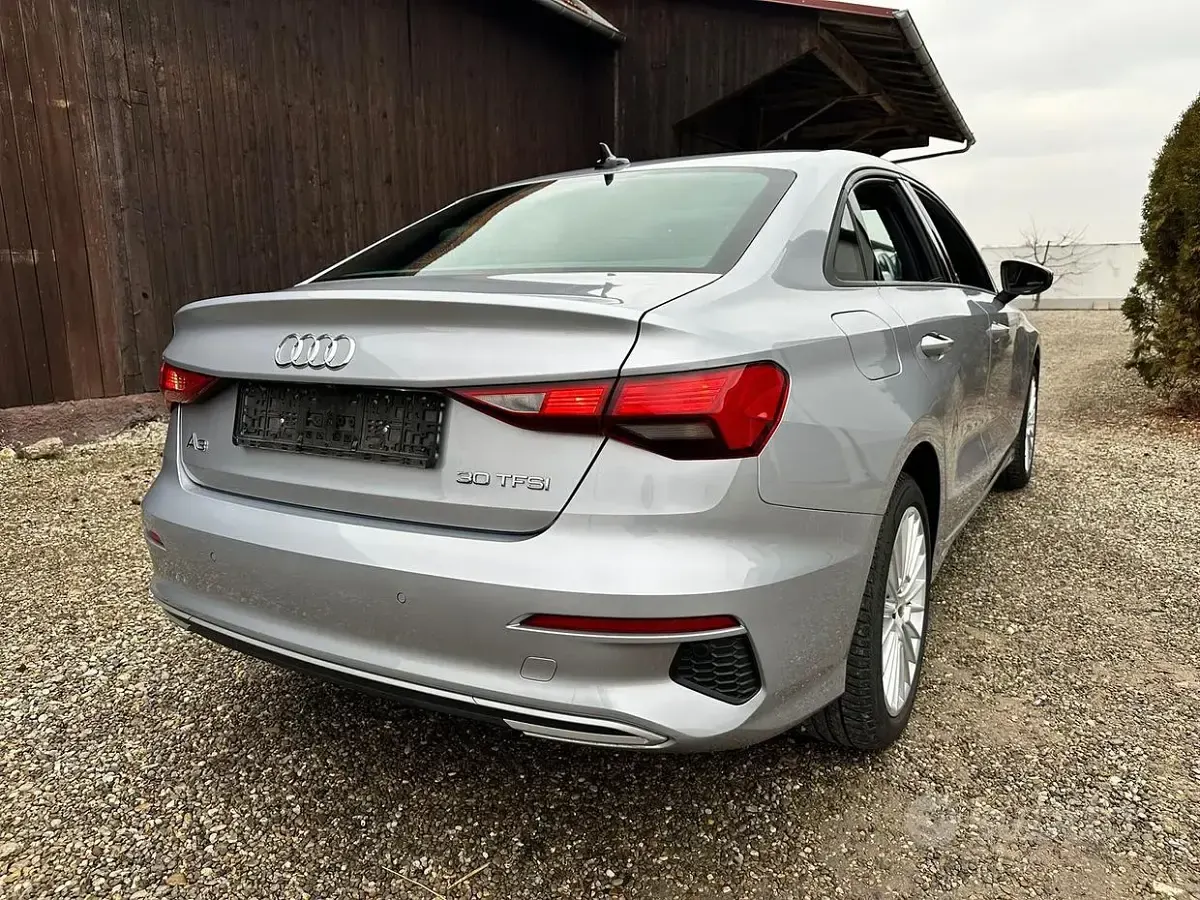Usata Audi A3 110 CV (80 kW) 2022 Grigio Berlina