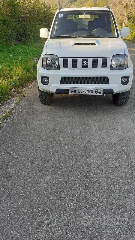 Usata Suzuki Jimny 85 CV (62 kW) 2017 Bianco SUV