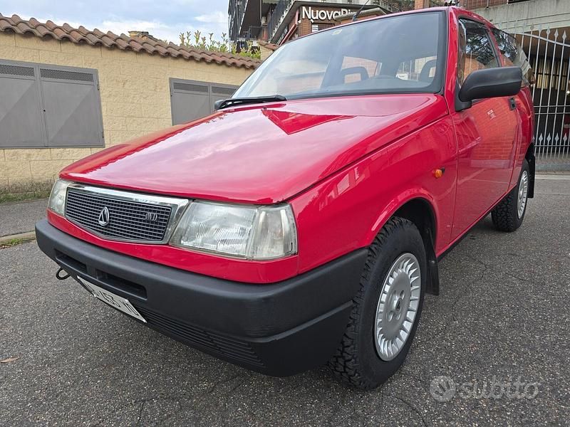 102 rosso corallo Usata 1995 Autobianchi Y10 Due volumi | 7900 € - Immagine 1/4