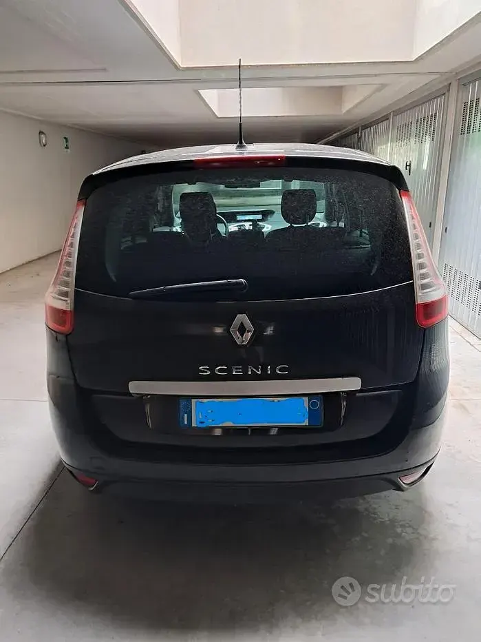 Usata Renault Scénic III 130 CV (95 kW) 2009 Nero Monovolume