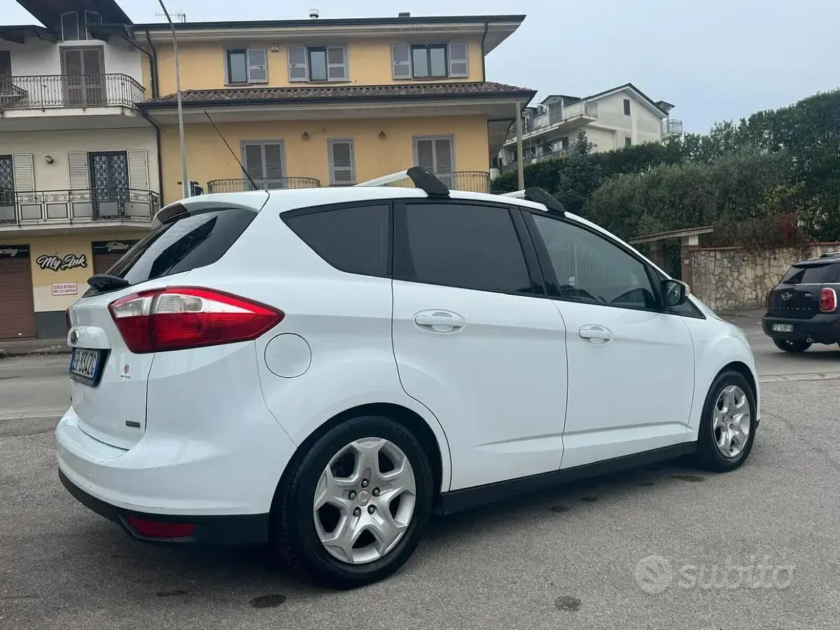Usata Ford C-MAX 100 CV (73 kW) 2013 Bianco Monovolume