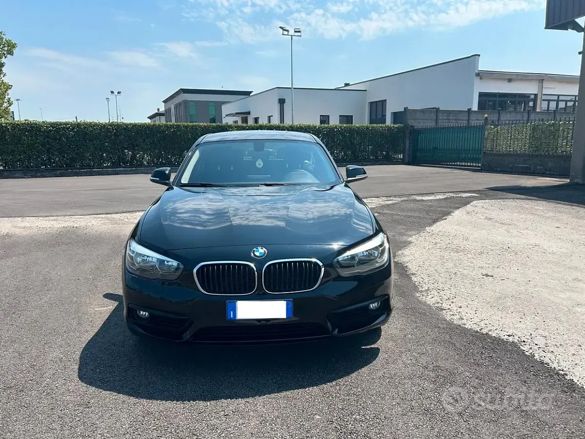 Usata BMW 118 Advantage 136 CV (100 kW) 2018 Nero Berlina