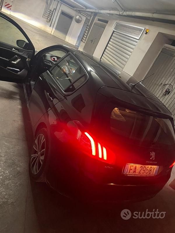 Usata Peugeot 308 2015 Nero Berlina