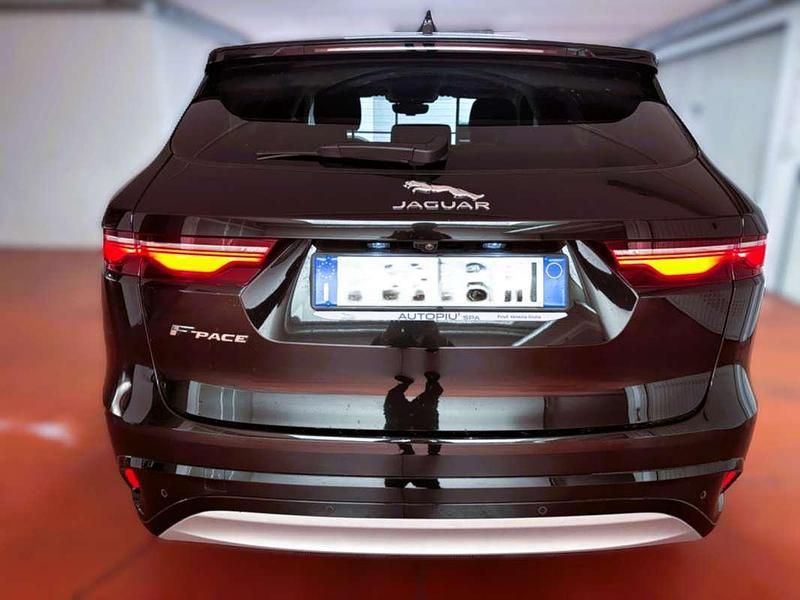 Usata Jaguar F-Pace SE 204 CV (150 kW) 2023 Nero SUV