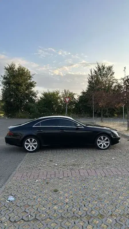 Usata Mercedes CLS320 224 CV (164 kW) 2008 Nero Coupé