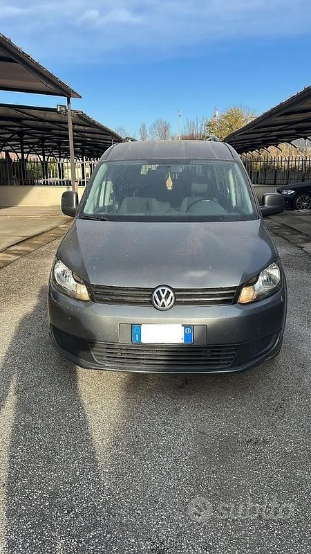 Usata VW Caddy S 109 CV (80 kW) 2015 Grigio Monovolume