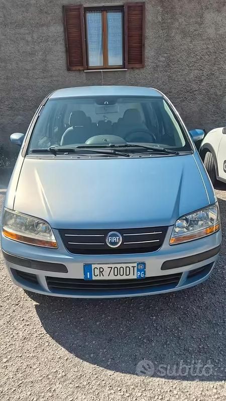 Usata Fiat Idea 70 CV (51 kW) 2004 Monovolume