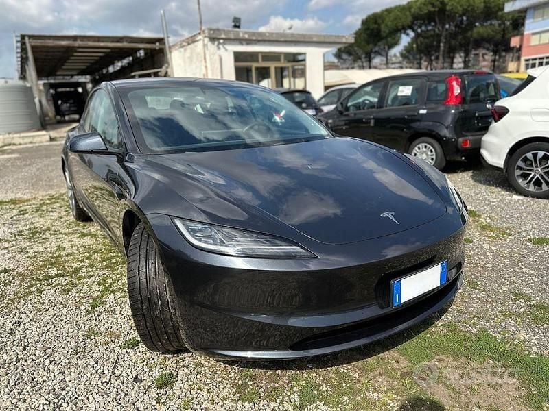 Usata Tesla Model 3 Standard Range 235 kW (320 CV) 2023 Blu Berlina