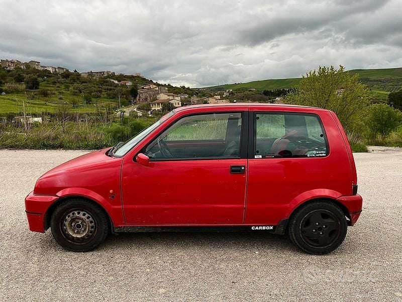 Second-hand Fiat Cinquecento 54 CP (39 kW) 1997 Roșu Hatchback