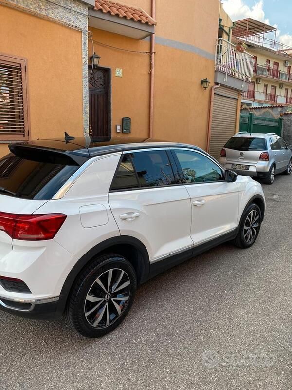 Usata VW T-Roc 110 CV (80 kW) 2021 Bianco SUV