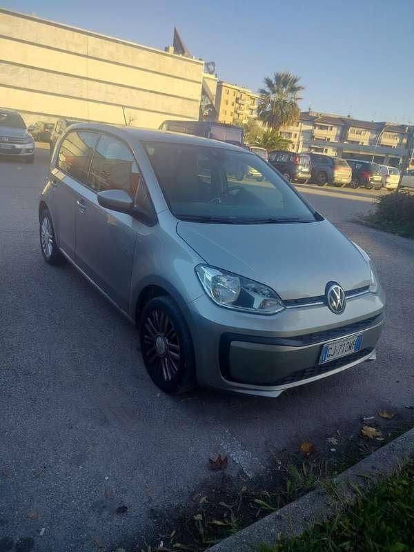 Usata VW up! 65 CV (47 kW) 2022 Utilitaria