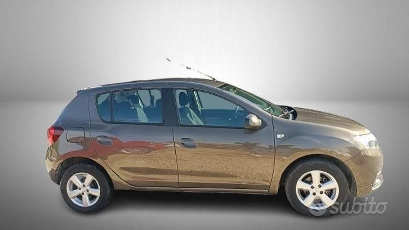 Usata Dacia Sandero 101 CV (74 kW) 2018 Marrone Berlina