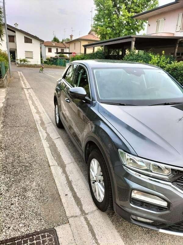 Usata VW T-Roc Advance 116 CV (85 kW) 2019 Grigio SUV