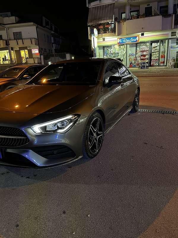 Usata Mercedes CLA180 Premium 116 CV (85 kW) 2019 Berlina