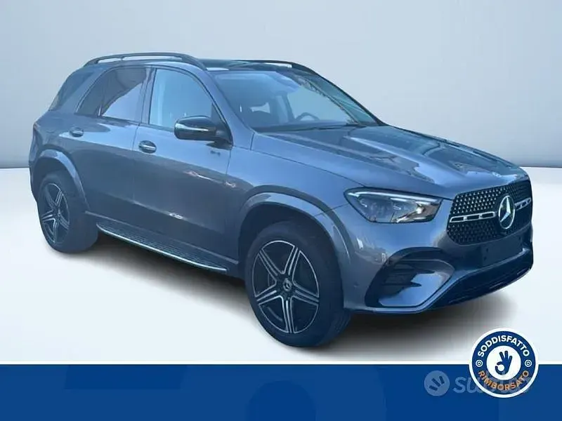 Nuova Mercedes GLE350 de AMG 333 CV (244 kW) 2026 Grigio SUV