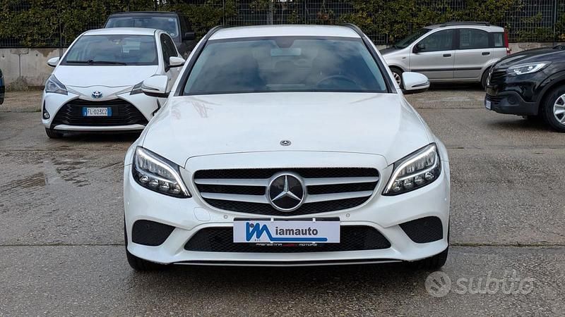 Usata Mercedes C180 Business 122 CV (89 kW) 2020 Bianco Station wagon