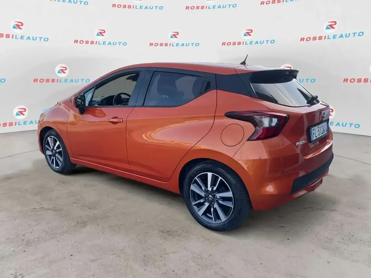 Usata Nissan Micra 90 CV (66 kW) 2017 Arancione Utilitaria
