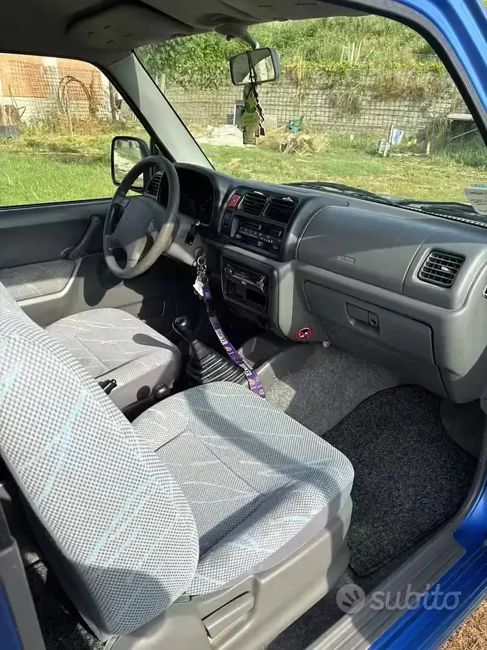 Usata Suzuki Jimny 80 CV (58 kW) 2002 Blu SUV