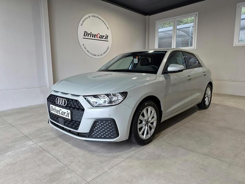Argento Usata 2023 Audi A1 Sportback Comfort Due volumi | 23.500 € (Buon prezzo) - Immagine 1/4