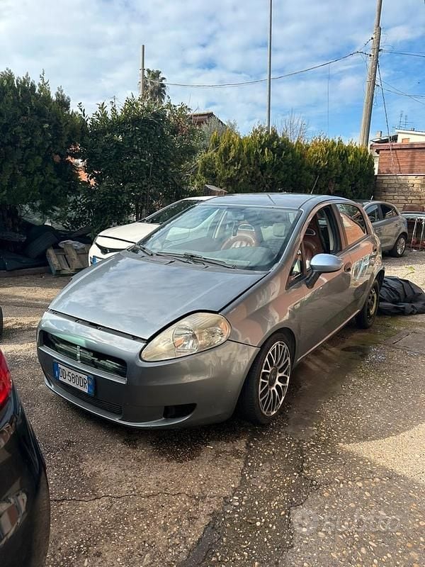 Usata Fiat Grande Punto 2008 Grigio Utilitaria