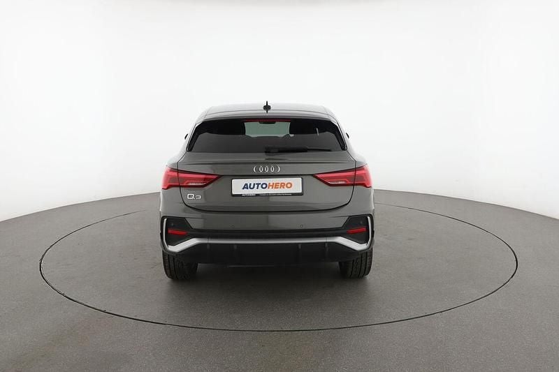 Usata Audi Q3 Sportback S-Line 150 CV (110 kW) 2020 Grigio SUV