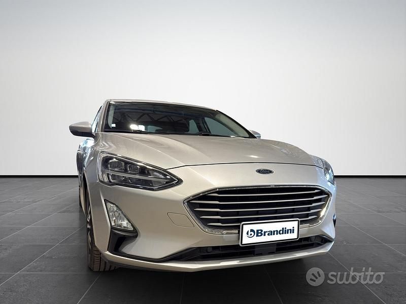 Usata Ford Focus Business Edition 125 CV (91 kW) 2019 Grigio argento Berlina