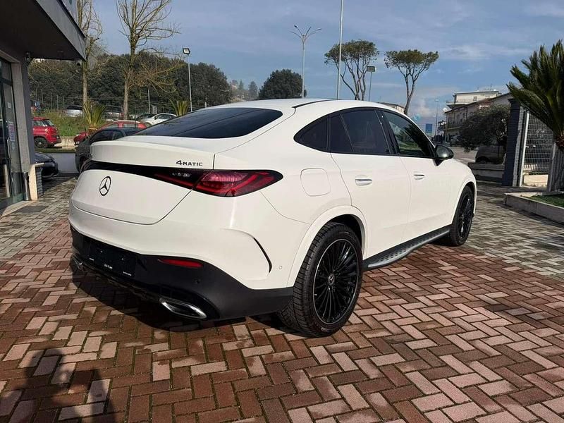 Usata Mercedes GLC300e AMG line 269 CV (197 kW) 2025 Bianco Coupé