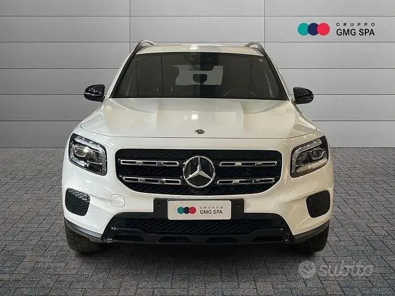 Usata Mercedes GLB200 150 CV (110 kW) 2022 Bianco SUV