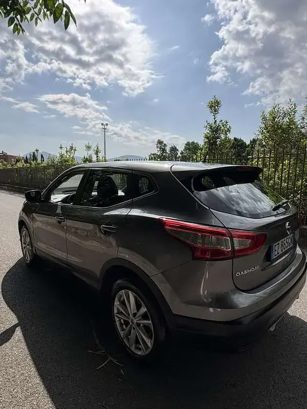 Usata Nissan Qashqai N-TEC 110 CV (80 kW) 2016 SUV