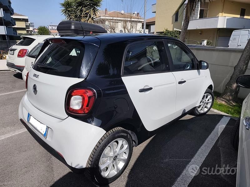 Usata Smart ForFour Passion 71 CV (52 kW) 2018 Utilitaria