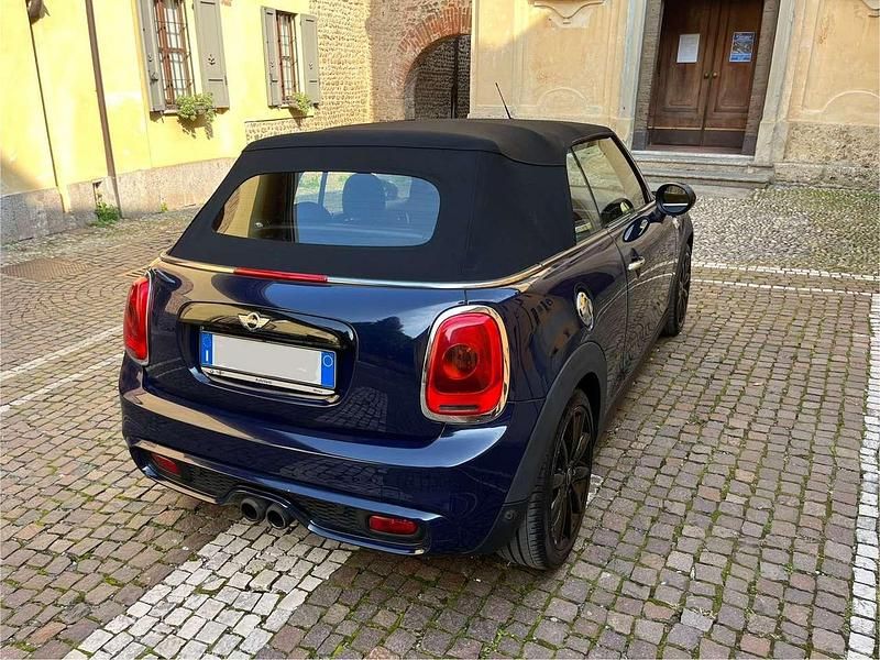 Usata Mini Cooper S Cabriolet 192 CV (141 kW) 2016 Blu/azzurro Cabrio