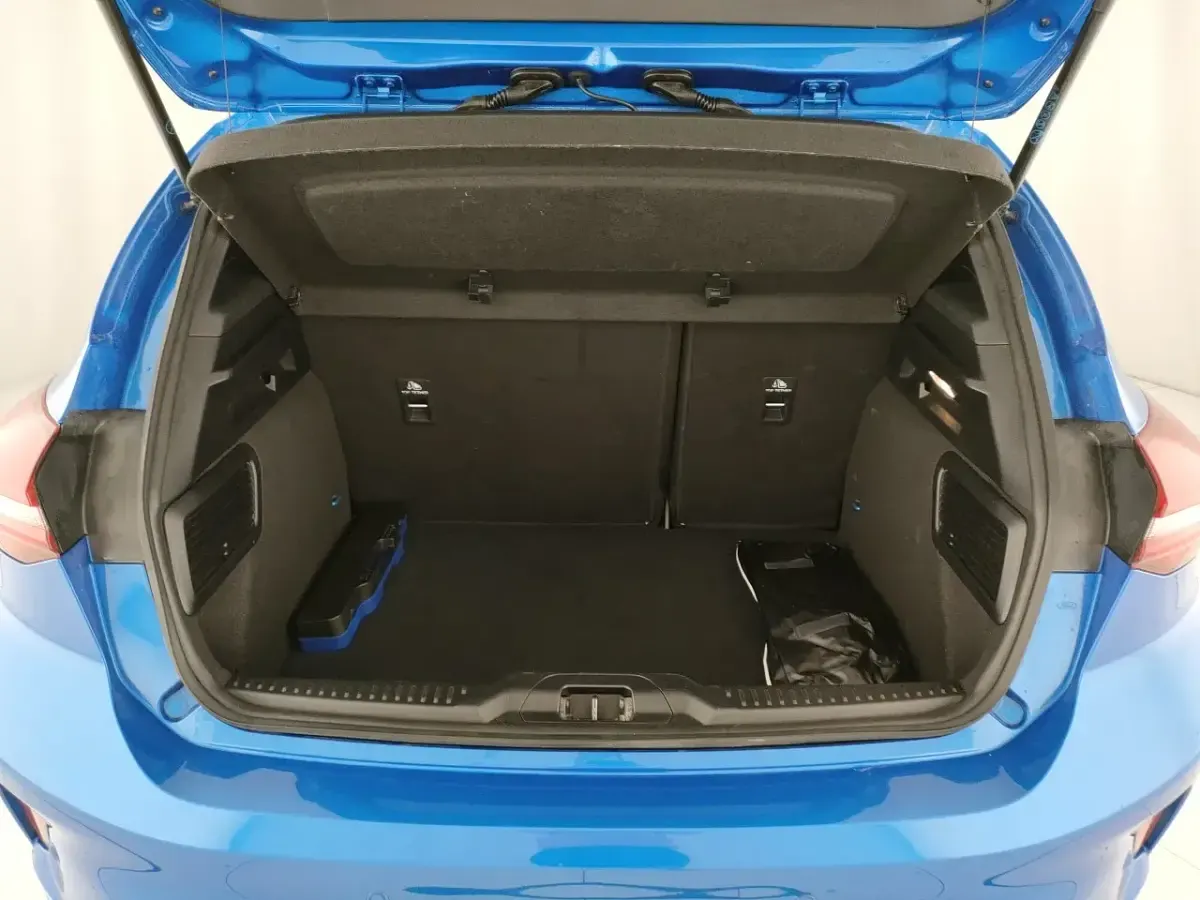 Usata Ford Focus ST-Line X 125 CV (91 kW) 2022 Blu